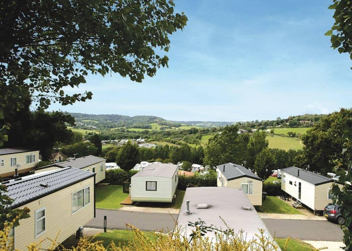 Newlands Park Charmouth Exterior foto
